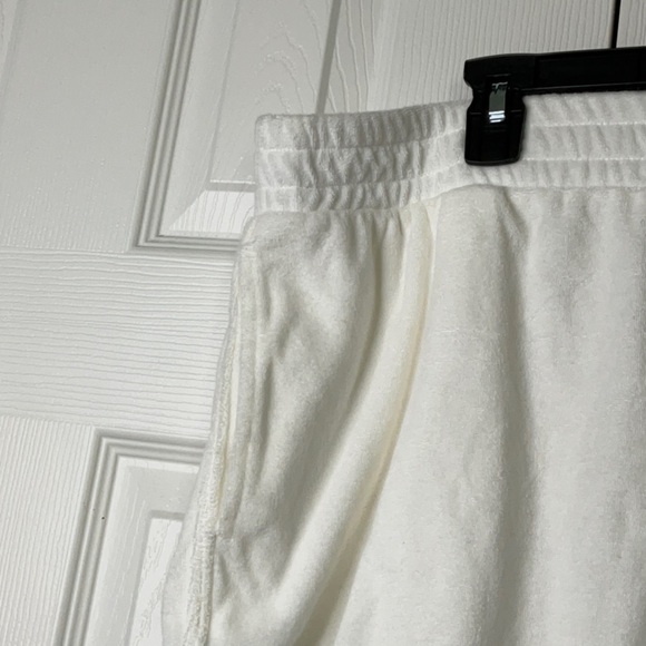 Ava & Viv Plus Size Terry Shorts Size 1X - Picture 5 of 8